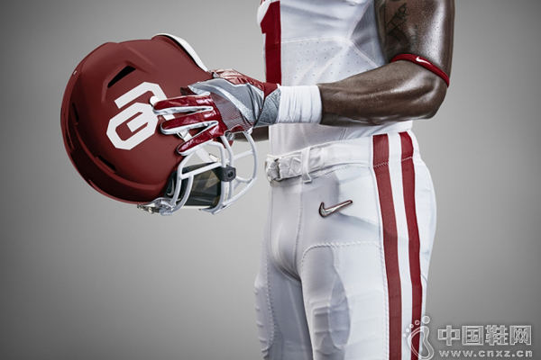 Nike �����У����򼾺���ר��װ����¼