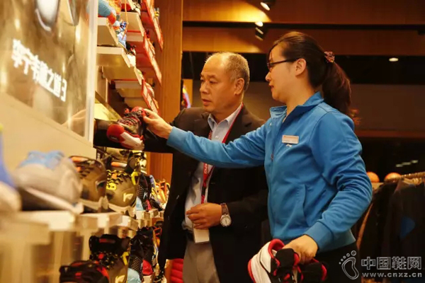 ������������һ�ߵ����ֳ��칫