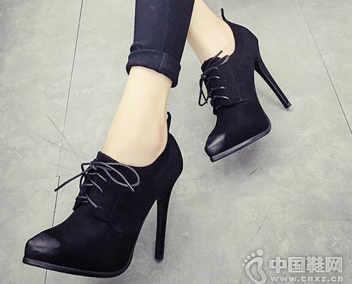 ͦ�����˸ı����������ϸ߸�Ь��Ů��