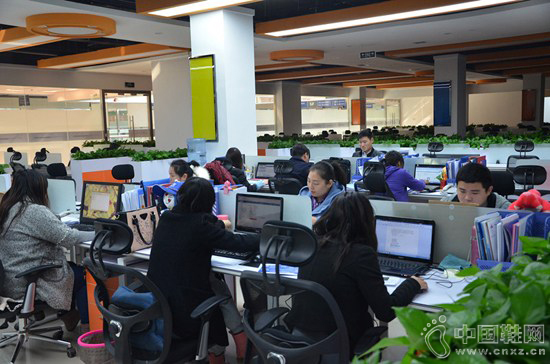 ����Ь����ҵ������̬Ȧ