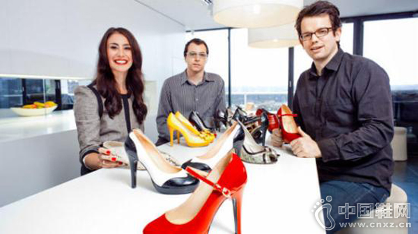 Shoes of Prey���ϴ�ʼ��Jodie Fox��Mike Knapp��Michael Fox