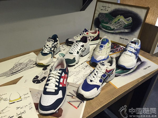 90 ����� Asics