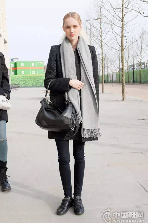 ���ĳ���ʾ��Χ����ʱ�ִ�