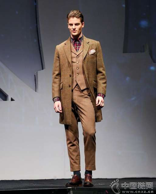 Ӣ���½�Ь��Ʒ��Anthony Miles�ٿ���Ʒ������