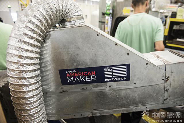 һ˫NB�˶�Ь������Ƴɵ�