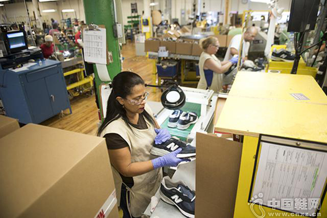 һ˫NB�˶�Ь������Ƴɵ�