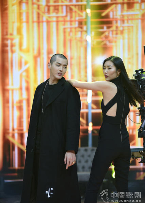 ���ෲ������