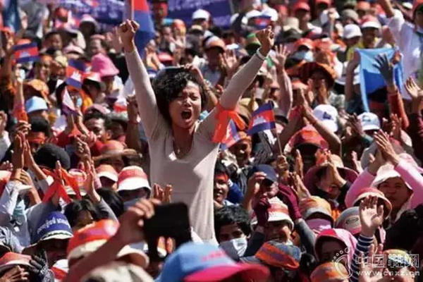 ����կЬ���չ�