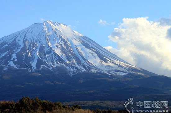 ��ʿɽ��ɽ�߹��� ���ؿ������Ƶ�ɽ����