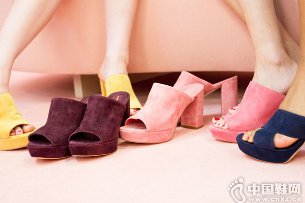 Mansur Gavriel�׸�Ь��ϵ�з���