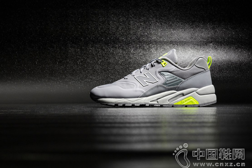 New Balance MRT580 Re-engineered ϵ��Ь��