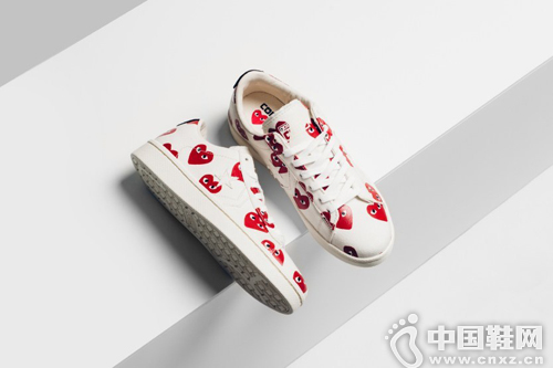 COMME des GAR&Ccedil;ONS PLAY �� Converse ���� Pro Leather ϵ��
