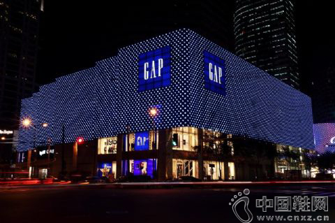 Gap���ų���˥�� �ɼ۴�52���µ�