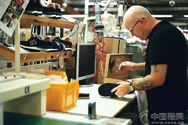 �߽���ʷ�ƾõ� New Balance Ӣ�� Flimby ����