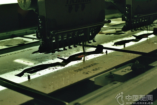 �߽���ʷ�ƾõ� New Balance Ӣ�� Flimby ����