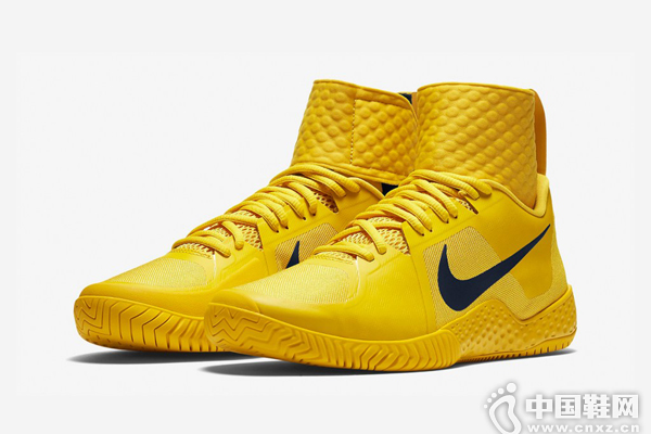 Nike Ϊ�������� Serena Williams ���� NikeCourt Flare ȫ�¡�Bruce Lee����ɫ