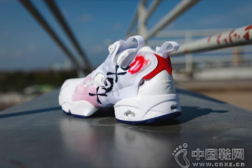 Reebok InstaPumap Fury 2016 ���˽ڱ�ע��ɫ