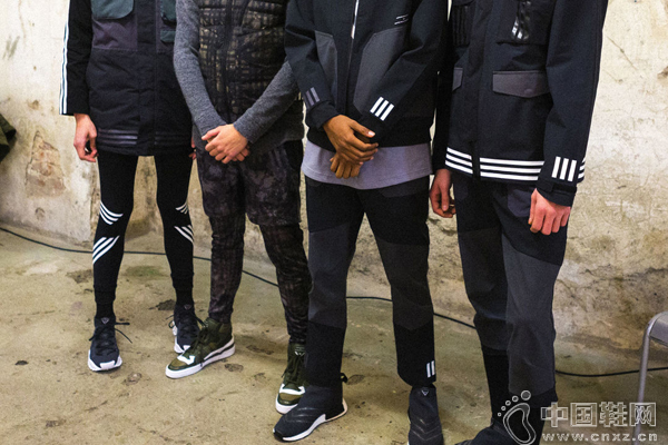 ��Ҷ�ݺ��ձ�Ʒ�Ƶĺ��������������κ�������