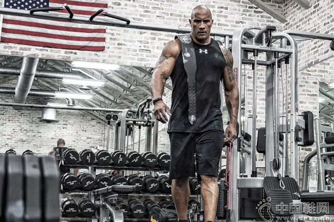 Under Armour��ʽǩԼǿɭ��Ʒ�ƻ��������