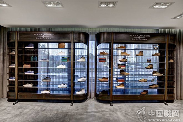 ˹����Sketchers������Ь������»���