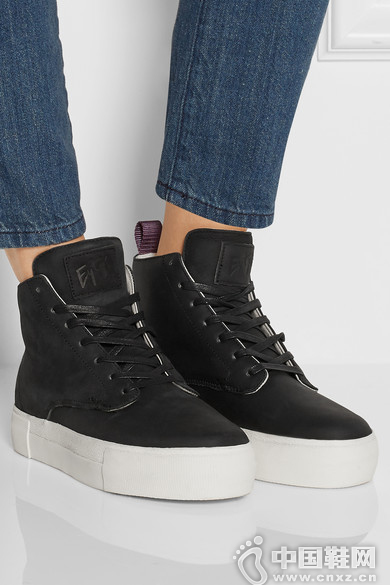 Eytys Odyssey ţ�͸�߰��˶�Ь