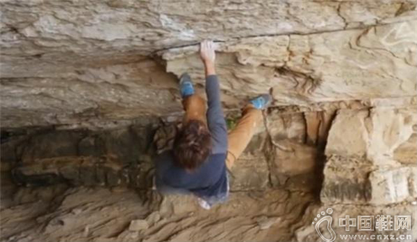 Chris Sharma�ڰ�����������8C��ʯ��·