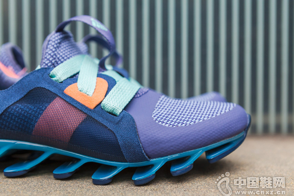 Adidas 2016����Running Springbladeϵ�еǳ�