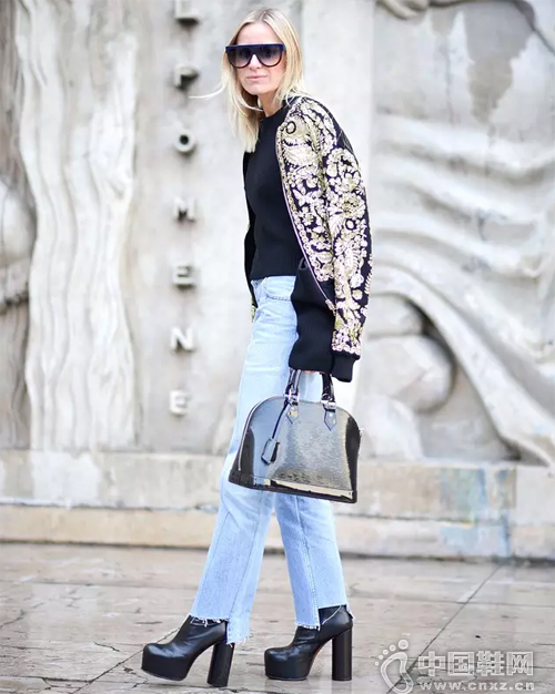 һ�������ţ�п㣬ȫ�����Ů�����ڴ���