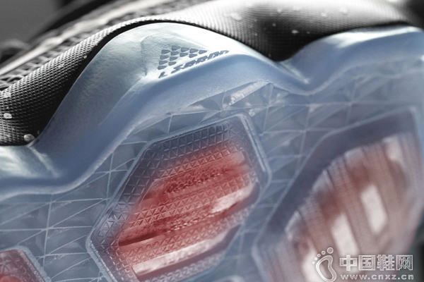 �Ϳ˷���LeBron 13 Elite����Ь