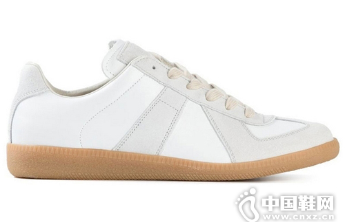 ������챸����8˫С��Ь�͹��ˣ�