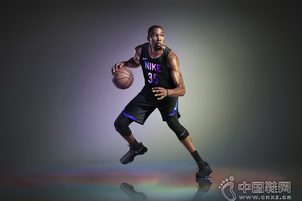 Nike Vaporϵ������AeroSwift Technology�����˶���