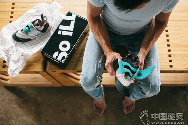 �ڳ���ĿSo iLL����Ь