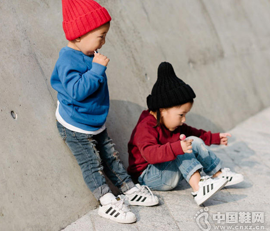 ���ĳ�����ʱװ�ܳ��⾹Ȼ��������ǣ�