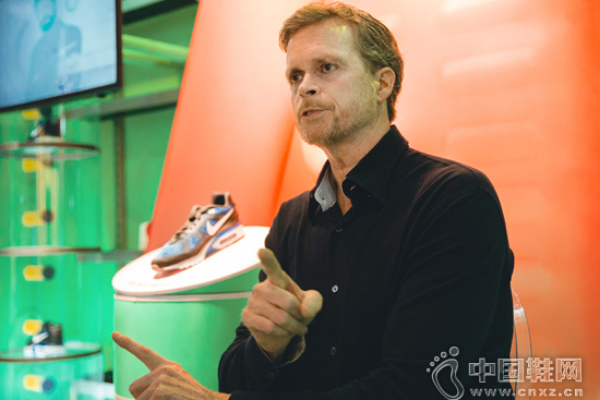 �Ϳ�CEO Mark Parker