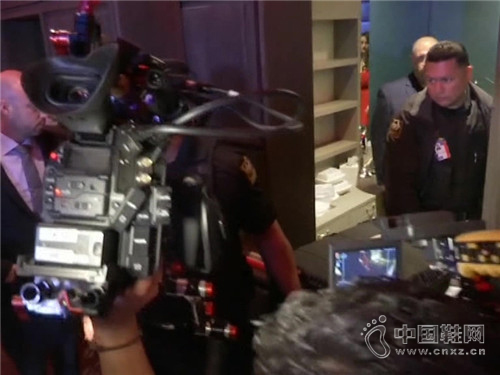 ȫ������˶�Ь��ֵ400����Ԫ