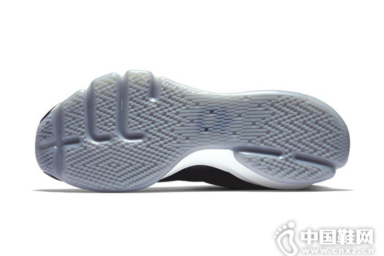 Nike �ͳ� KD 8 Elite �ڽ���ɫ�汾