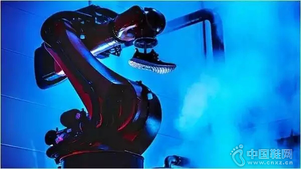 �����˶���Ʒ���Զ��������豸������