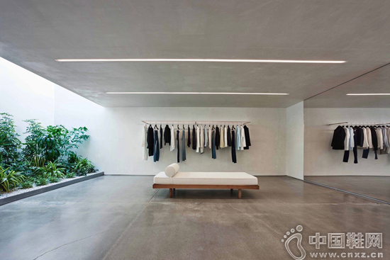 Helmut Lang ��ɼ����