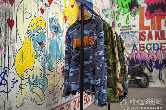 VLONE ��ɼ���޶���