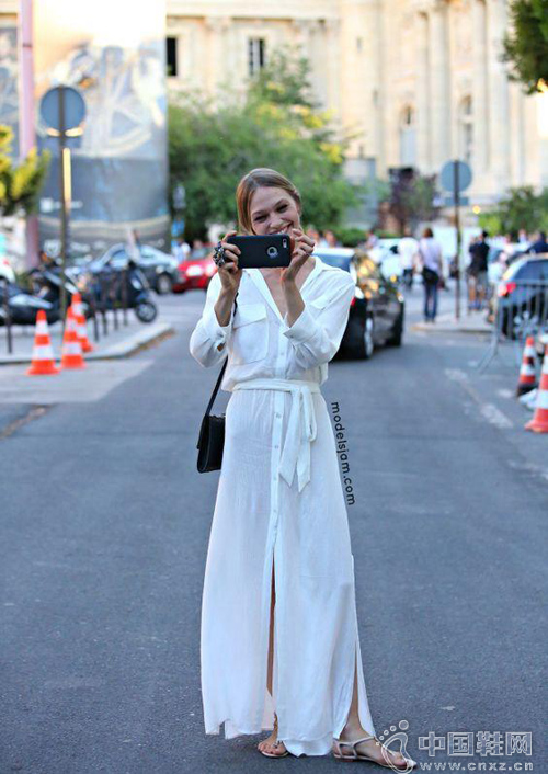 All-white������