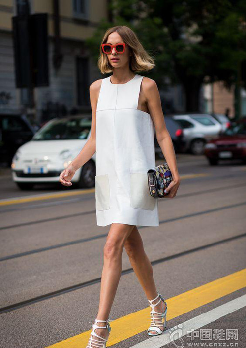 All-white������