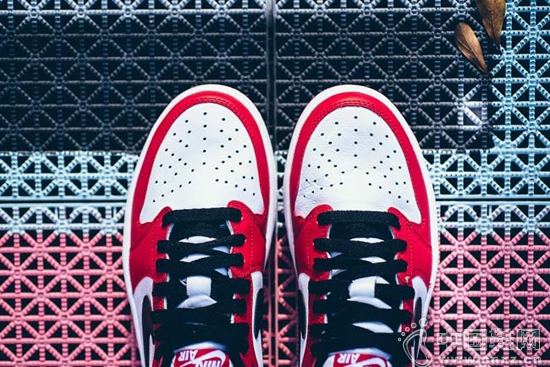 Air Jordan 1 Low OG "Chicago" ��ɫ