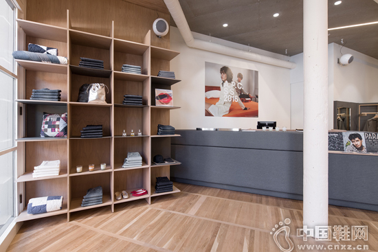 A.P.C. �ɽ�ɽ��