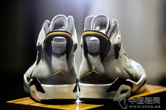 ����һ˫��Trophy Room �ͳ����� Air Jordan 6