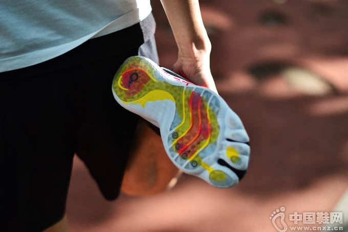 Nataper OK42��רΪ�����˴���Ĺ�����Ь