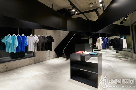 Issey Miyake Homme Pliss��