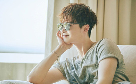 ����˶�ڰ��嵺