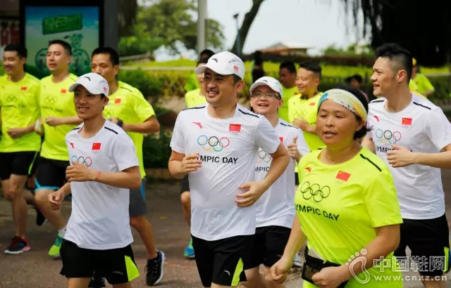 ��̤���Ŷ��¾���ϯ��CEO�����ҡ����˹ھ������������������ǹ�ͬ�μӰ���������վ�