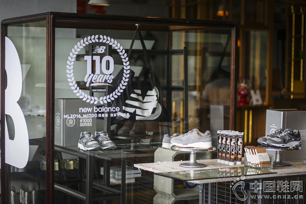 New Balance ���Ϻ��ٰ졸ǧ֮�꡹��չ
