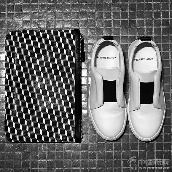 Pierre Hardy��־�Ե�Cubeͼ���ļ�������Ь